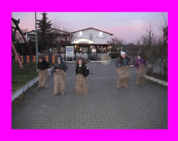 Kindergeburtstag_Spiele_1a-Kinderschminken_Petra_Kaufhold-Winkler